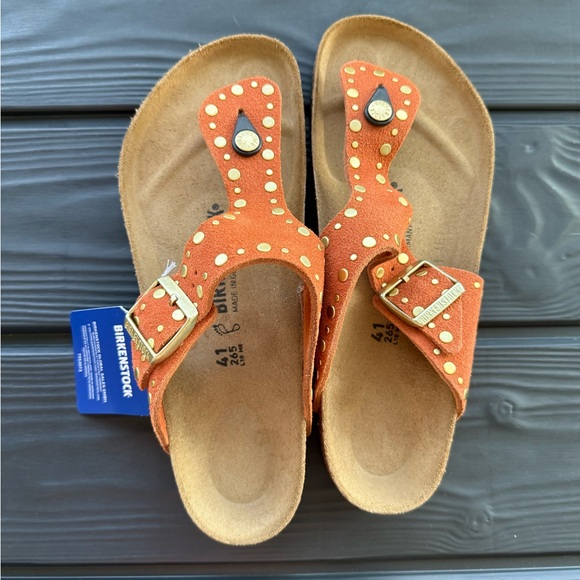 Birkenstock Shoes - NWT Birkenstock Gizeh Suede Rust w/ Gold Rivets W10-10.5 SOLD OUT